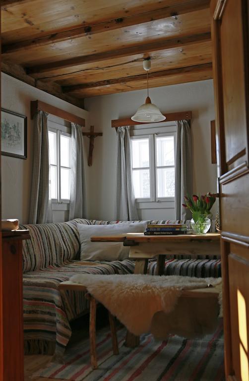 Schwadenguetl Villa Gosau Room photo